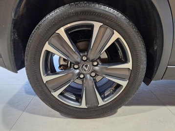 Image véhicule  Lexus UX (13)