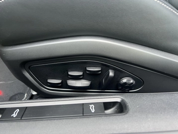 Image véhicule  Porsche 911 (33)