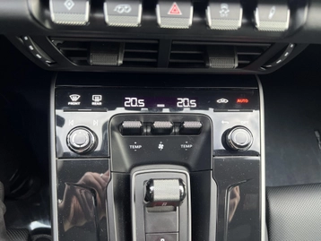 Image véhicule  Porsche 911 (57)