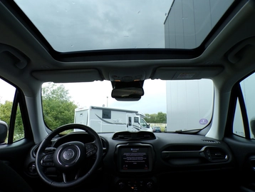 Image véhicule  Jeep RENEGADE (11)