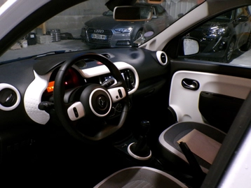Image véhicule  Renault TWINGO III (6)