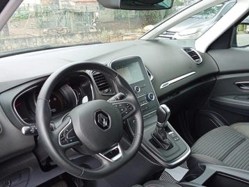 Image véhicule Renault SCENIC (5) Image véhicule Renault SCENIC (5)