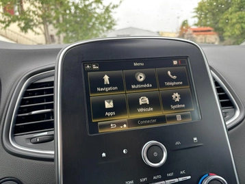 Image véhicule Renault SCENIC (10) Image véhicule Renault SCENIC (10)