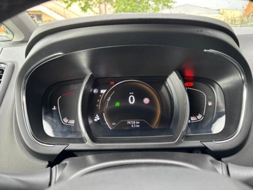 Image véhicule Renault SCENIC (7) Image véhicule Renault SCENIC (7)