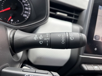 Image véhicule  Renault CLIO (10)
