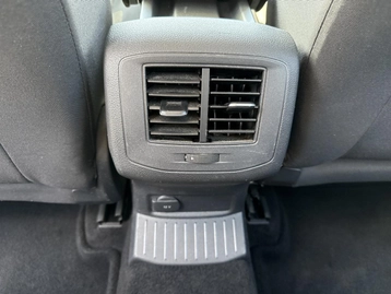 Image véhicule  Volkswagen T-ROC (31)