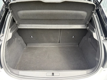 Image véhicule  Lancia YPSILON (5)