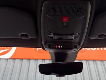 Image véhicule  Lancia YPSILON (17)