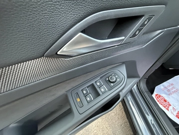 Image véhicule  Volkswagen GOLF (18)