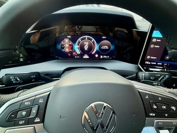 Image véhicule  Volkswagen GOLF (25)