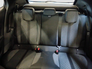 Image véhicule  Peugeot 2008 (8)