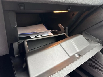 Image véhicule  Renault CLIO (22)