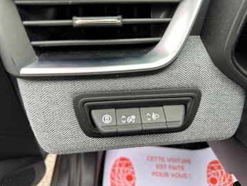 Image véhicule  Renault CLIO (24)