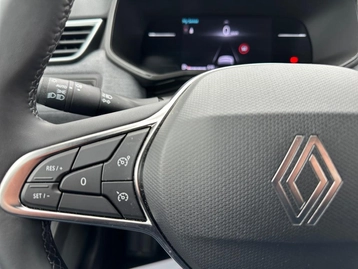 Image véhicule  Renault CLIO (33)