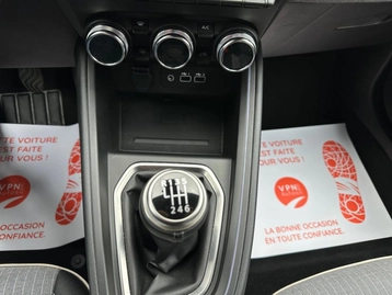 Image véhicule  Renault CLIO (25)