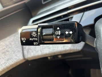 Image véhicule  Peugeot 3008 (3) (10)