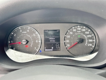 Image véhicule  Renault MASTER (7)