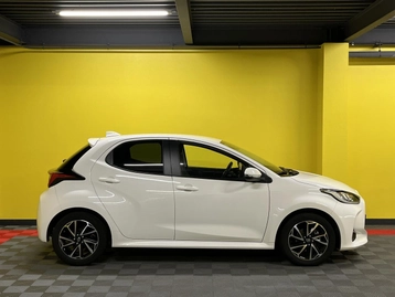 Image véhicule Toyota YARIS (24) Image véhicule Toyota YARIS (24)