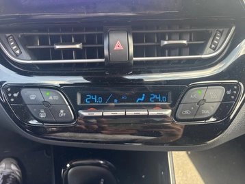 Image véhicule  Toyota C-HR (35)