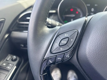 Image véhicule  Toyota C-HR (24)