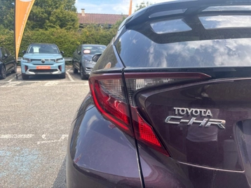 Image véhicule  Toyota C-HR (12)