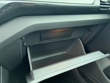 Image véhicule  Volkswagen T-CROSS (36)