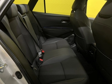 Image véhicule  Toyota COROLLA (36)