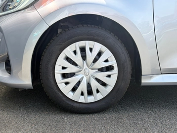 Image véhicule  Toyota YARIS (23)