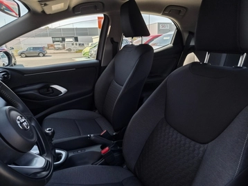 Image véhicule  Toyota YARIS (4)