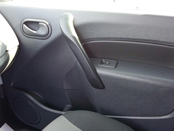 Image véhicule Renault KANGOO (29) Image véhicule Renault KANGOO (29)