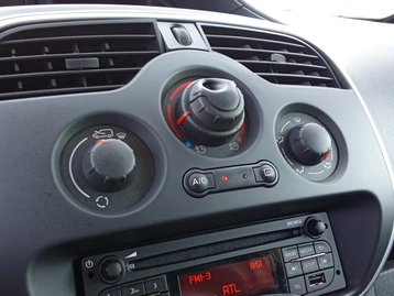 Image véhicule Renault KANGOO (8) Image véhicule Renault KANGOO (8)