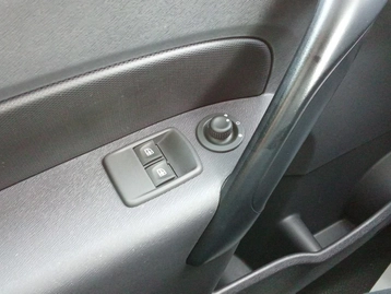 Image véhicule Renault KANGOO (15) Image véhicule Renault KANGOO (15)