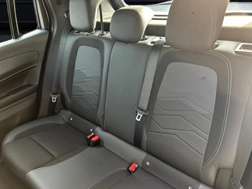 Image véhicule  Jeep AVENGER (12)