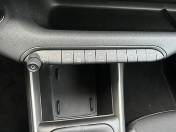 Image véhicule  Jeep AVENGER (27)