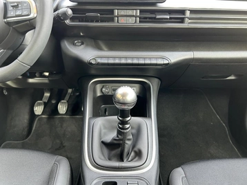 Image véhicule  Jeep AVENGER (10)