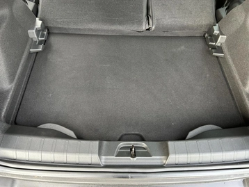 Image véhicule  Jeep AVENGER (19)