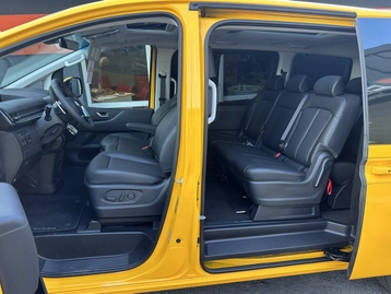 Image véhicule  Hyundai Staria (23)