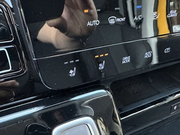 Image véhicule  Hyundai Staria (38)