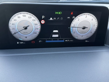 Image véhicule  Hyundai Staria (32)