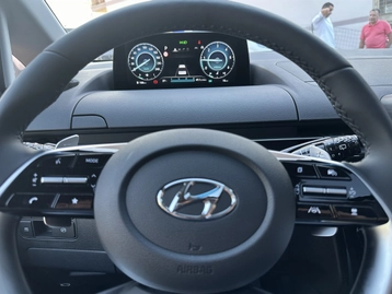 Image véhicule  Hyundai Staria (43)