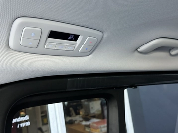 Image véhicule  Hyundai Staria (47)