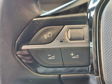 Image véhicule  Peugeot 208 (16)