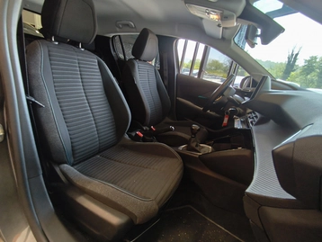 Image véhicule  Peugeot 208 (6)