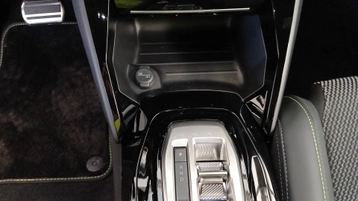 Image véhicule  Peugeot 2008 (17)
