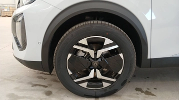 Image véhicule  Peugeot 2008 (10)