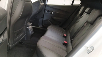 Image véhicule  Peugeot 2008 (12)