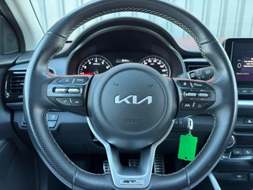 Image véhicule  Kia STONIC (11)
