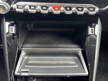 Image véhicule  Peugeot 2008 (42)