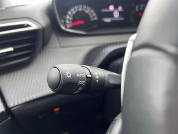 Image véhicule  Peugeot 2008 (28)