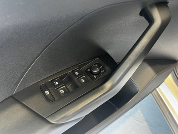 Image véhicule  Volkswagen T-CROSS (12)